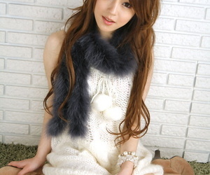 Hot Japanese brunette Ria..